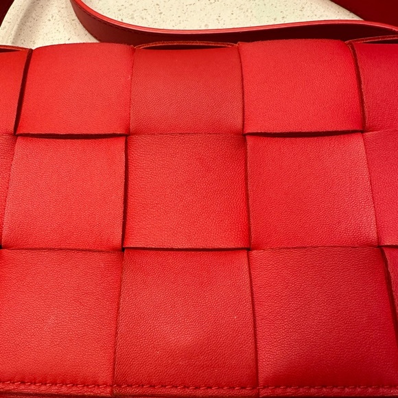 BOTTEGA VENETA Cassette Bag - Picture 15 of 16